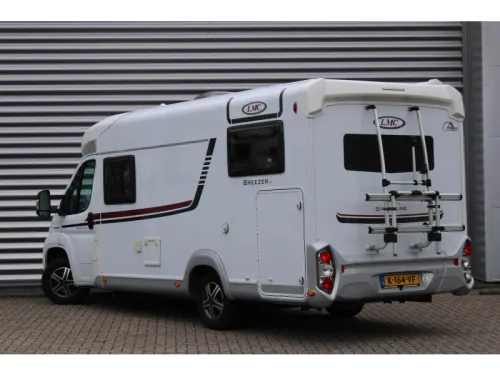 LMC Breezer V 646 G Fiat 130HP Single beds  photo: 3