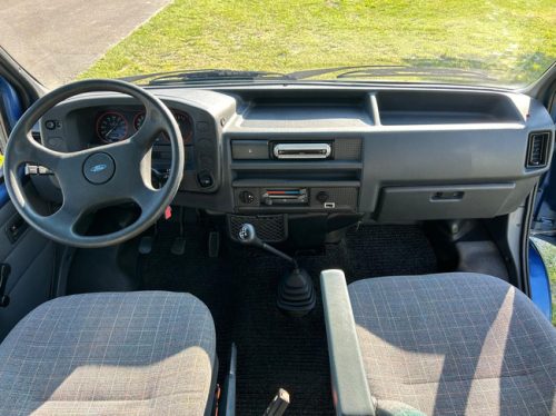 Ford TRANSIT 80D ORIGINAL FACTORY CAMPER VAN 4 SLEEPING PLACES | Towbar | Awning | Inverter photo: 1