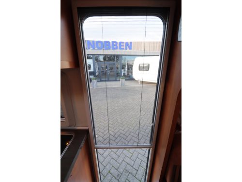 Hobby Excellent 495 UL Rangierhilfe / Thule Markise Foto: 18
