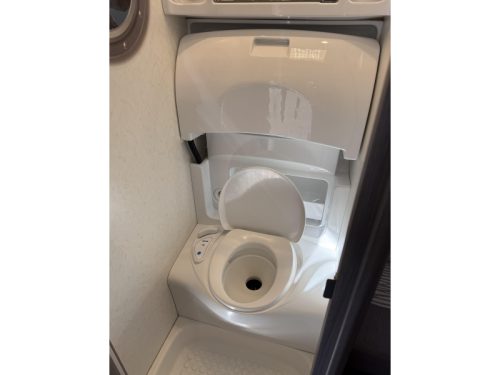 Hobby On Tour 390 SF FIXED BED MOVER AWNING TOP  photo: 15