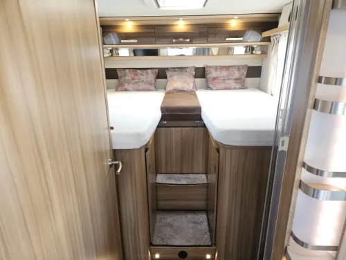 Knaus Sun Ti 700 MEG Vollausstattung / Neuwertig Foto: 12