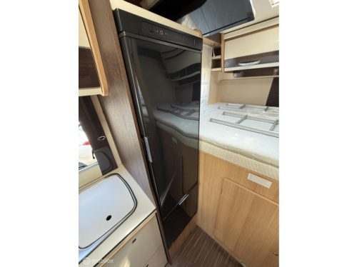 Mc Louis MC4 231 Transverse bed + Pull-down bed / Euro6! photo: 13