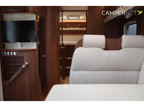 LMC I735 150pk Automaat | BR systems Fahrradtr&auml;ger | Solarpaneele | Construct slot | Markise | L&auml;ngsbetten | Hubbett | LED TV | Achte Foto: 9