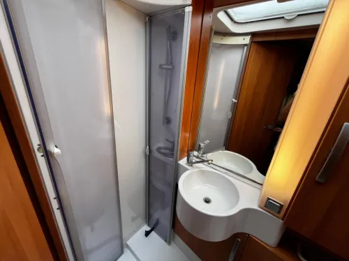 Hymer B514 CL Integral, Wohnmobil Foto: 8