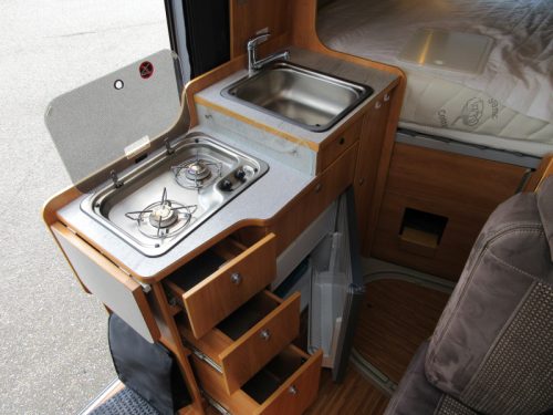 P&ouml;ssl Roadstar 540 COMPACT VAN CONVERSION 130 HP photo: 7