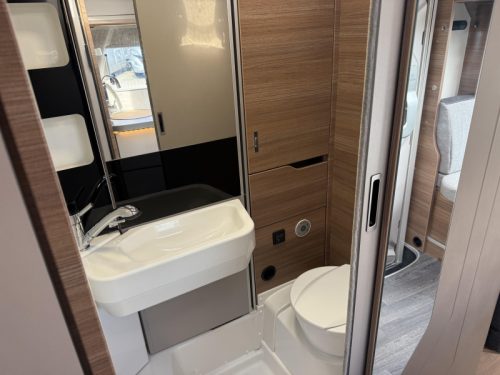 Knaus Van TI Vansation 650 MEG Platinum - Automatic 9G photo: 12