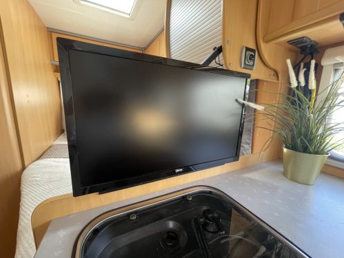 Dethleffs ADVANTAGE T5801 FRENCH BED FACE TO FACE photo: 6