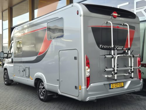 B&uuml;rstner Travel Van 690 G Lengtebedden  foto: 4
