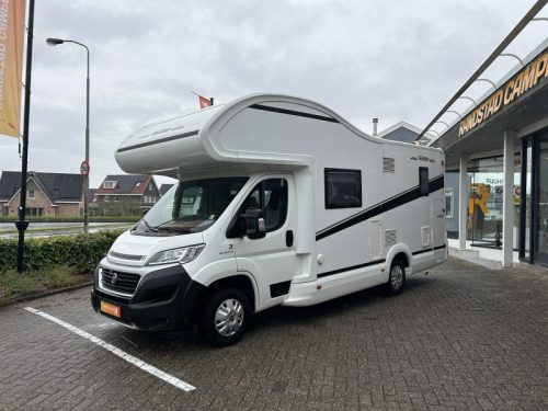 Forster A699 VB Overcab - Family Motorhome photo: 1