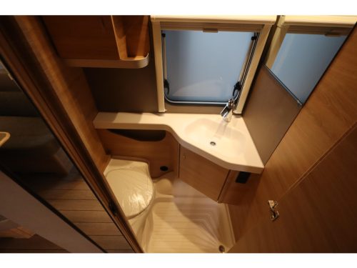 Knaus Sudwind Black Selection 460 EU Single beds  photo: 10
