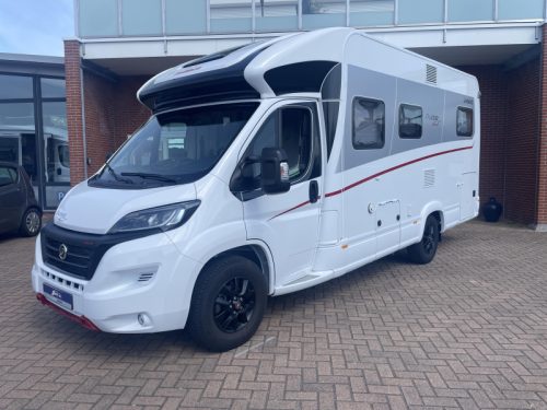 Dethleffs Pulse GT 6811 Single beds flat floor !  photo: 2