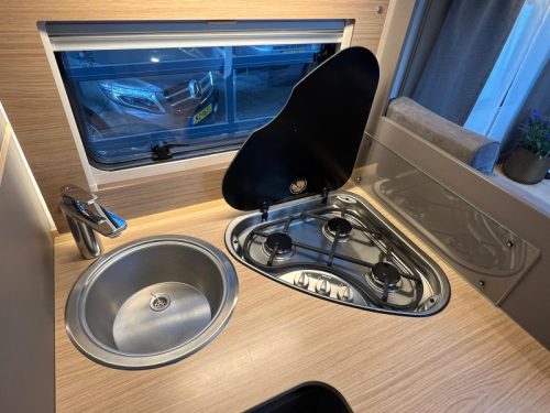 LMC Tourer 660 T Single beds, E&P, Air conditioning photo: 15