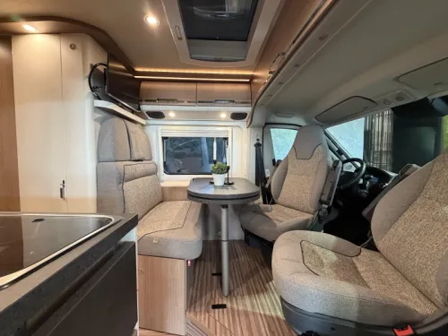 Malibu Van 640 Level system - automatic  photo: 13
