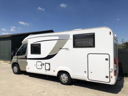 B&uuml;rstner Nexxo T690G photo: 5