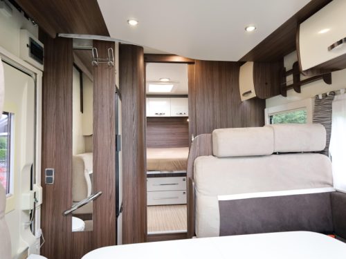 Benimar Tessoro 495 QUEENSBED + POP-TOP ROOF photo: 2