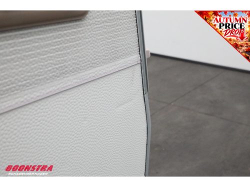 Dethleffs RB 5A Transverse bed Middle kitchen photo: 10