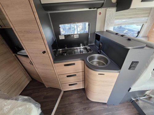 Knaus L!ve Wave 650 MF Platinum 2027 model  foto: 6
