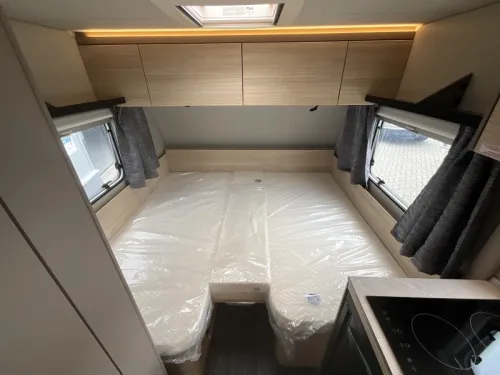 Weinsberg CaraLife 470 EU AIRCO-EINZELBETTEN Foto: 9