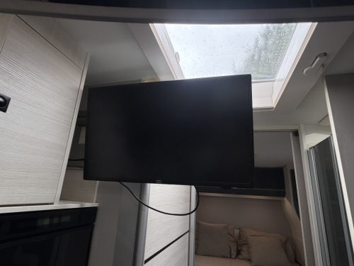 Chausson Titanium 788 QUEEN BED+POP-TOP ROOF+F2F AUTOMATIC EURO6 photo: 18