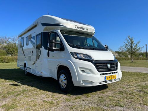 Chausson 718 EB 2.3 131 HP Fiat Ducato Semi-Integrated Camper QUEENS BED IN Height adjustable photo: 15