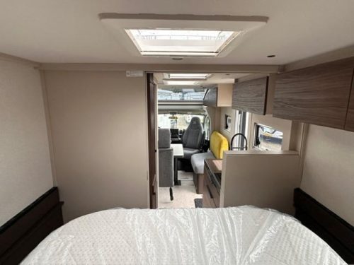 B&uuml;rstner Signature SFT 7.4 CAMPER VAN HET JAAR!  foto: 16