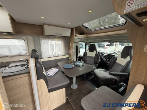 Sunlight T69 L Queensbed + Hubdach! EURO6! Foto: 2