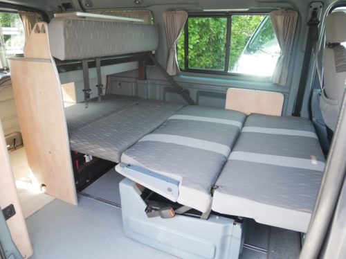 Ford Nugget, Pop-top roof, 5 Seats / 4 Berths photo: 15