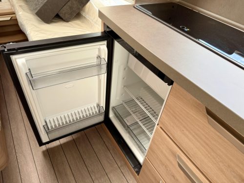 Knaus Sudwind Black Selection 460 EU Summer Air Conditioning Special Offer! photo: 21