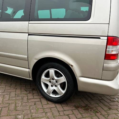 VOLKSWAGEN MULTIVAN TDI 128 KW 2.5 AUT photo: 4