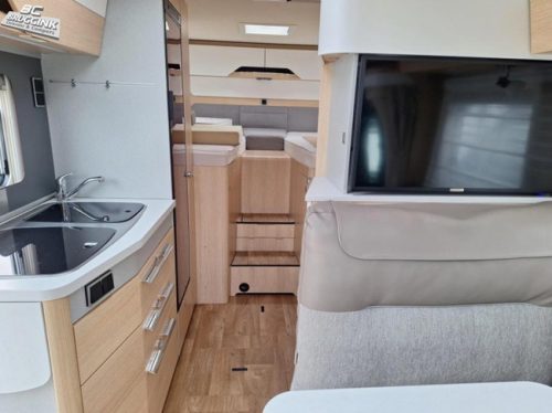 Hymer BMC-T 580 -2 Single beds-automatic photo: 6
