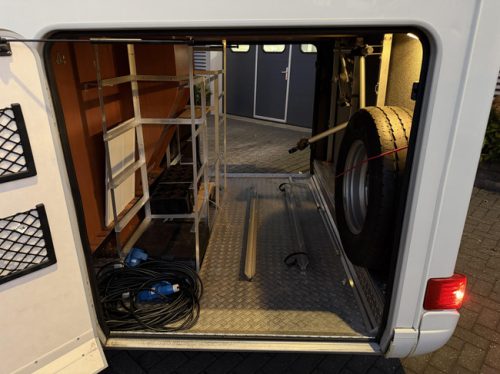Hymer B678 Enkele bedden-Alde-Luchtv foto: 14