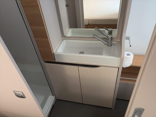 Adria Adora 613 UL Mover/Airco/Floor heating photo: 3