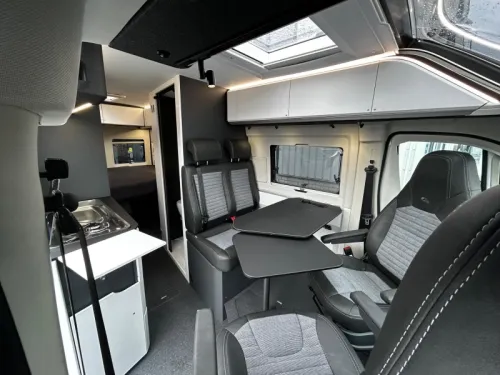 Adria Twin Supreme 600 SPB Truma diesel heater Awning photo: 8