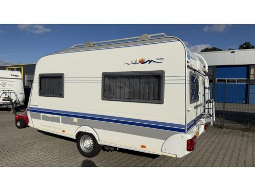 Hobby De luxe Easy 400 SF Sitzgruppe Festbett Toilette Foto: 12