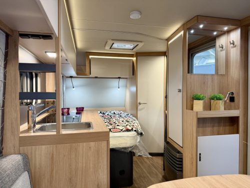 Knaus Sport 450 FU Action Model photo: 4
