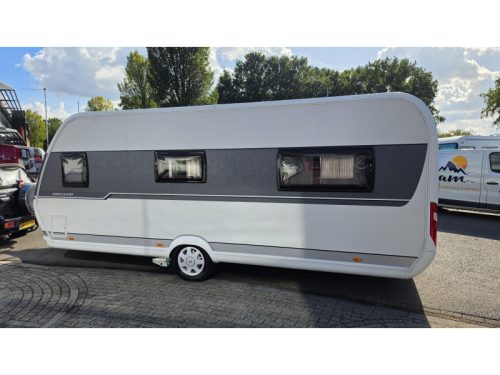 Hobby Excellent 560 CFE including mover photo: 3