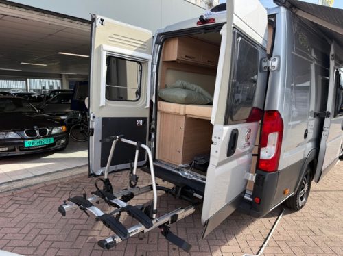P&ouml;ssl Roadcar 640 Single Beds, Roof air conditioning, bike rack, carplay photo: 3