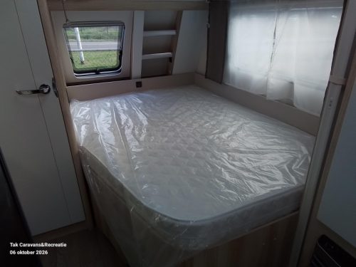 Hobby De Luxe 460 UFE Model 2027 French bed photo: 7