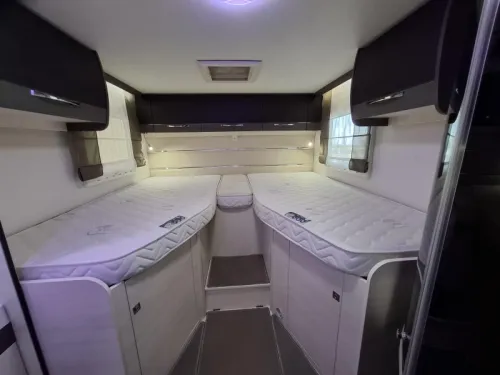 Chausson Welcome 727 GA Single Beds 2x Airco photo: 5