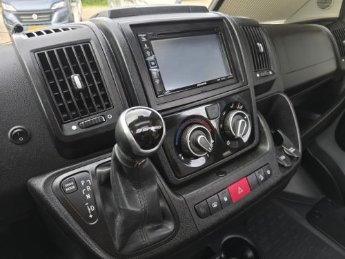 Adria Twin Supreme 640 SLB 2x Airco Omvormer Lithium  foto: 20