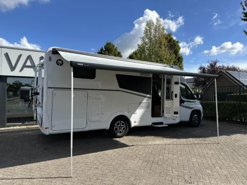 Sunlight T 68 Adventure Edition Roof air conditioning, Oven photo: 4