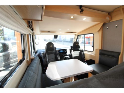 Hymer BMC-I 600 Single beds + Pop-top roof photo: 18