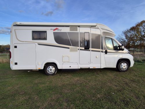 Malibu Compact AUTOMATIC 130HP 1st owner NW photo: 2