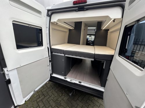 Adria Twin Supreme 600 SPB Anh&auml;ngerkupplung, Markise, Kamera  Foto: 20