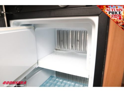Hobby 540 UFE Premium roof air conditioning, dinette, shower, French bed photo: 18