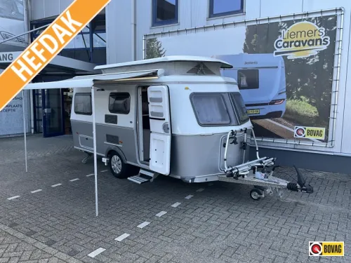 Eriba Touring Urban 540 Markise-Rangierhilfe-Hubdach Foto: 0