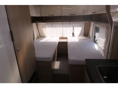 B&uuml;rstner Averso Top 520 TL Spacious 6 berths photo: 7