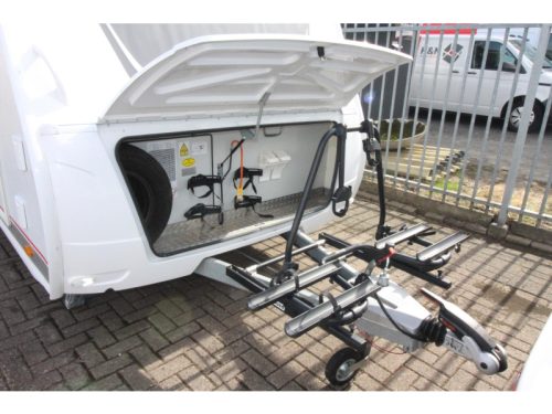 B&uuml;rstner IC Line 460 TS Mover, Bike rack, Awning  photo: 23