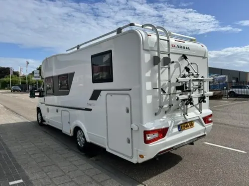 Adria Coral Axess 670 SL  photo: 2