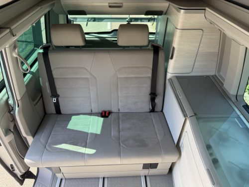Volkswagen T6 California Ocean 2017 150HP 94,000KM photo: 3